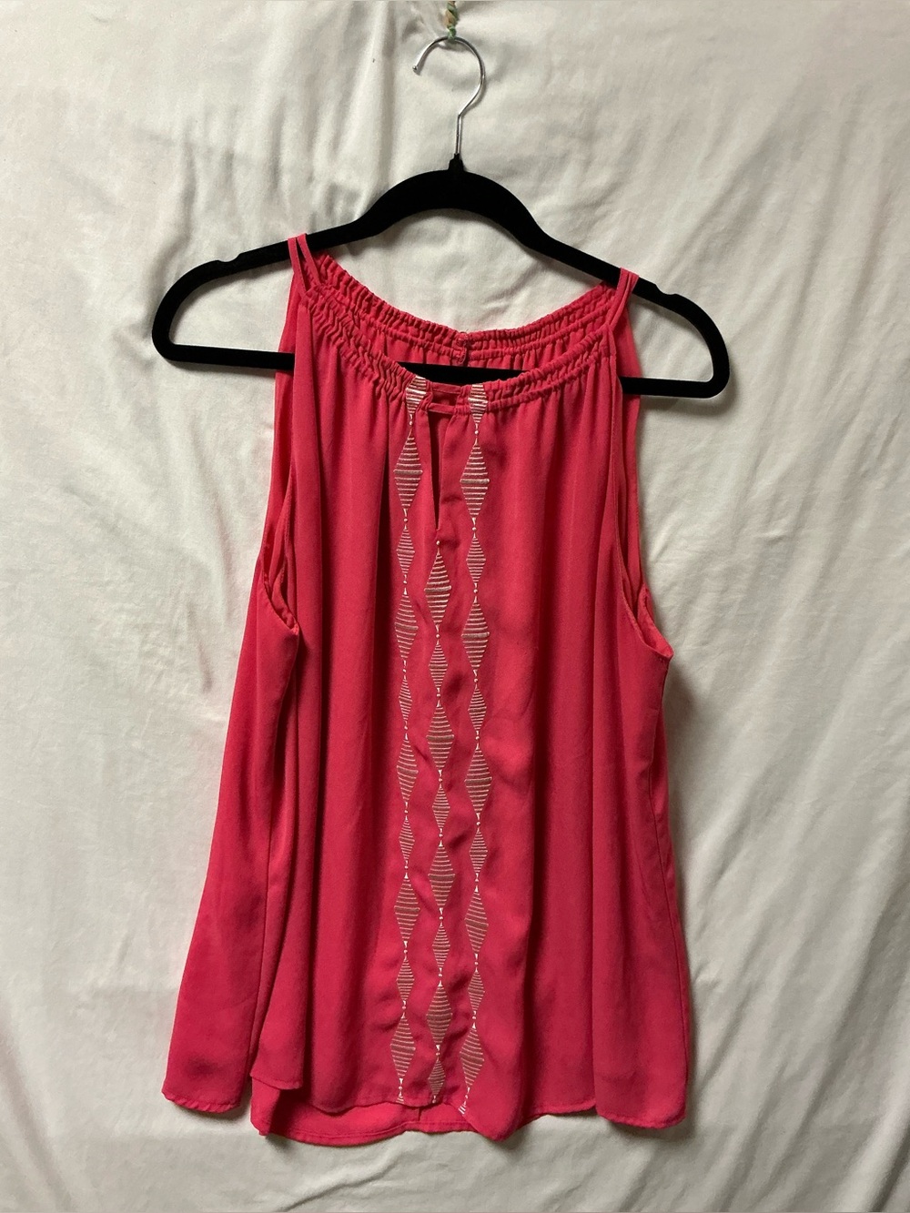 Apt. 9 Coral Pink Sleeveless Halter Camisole with Embroidered Front
